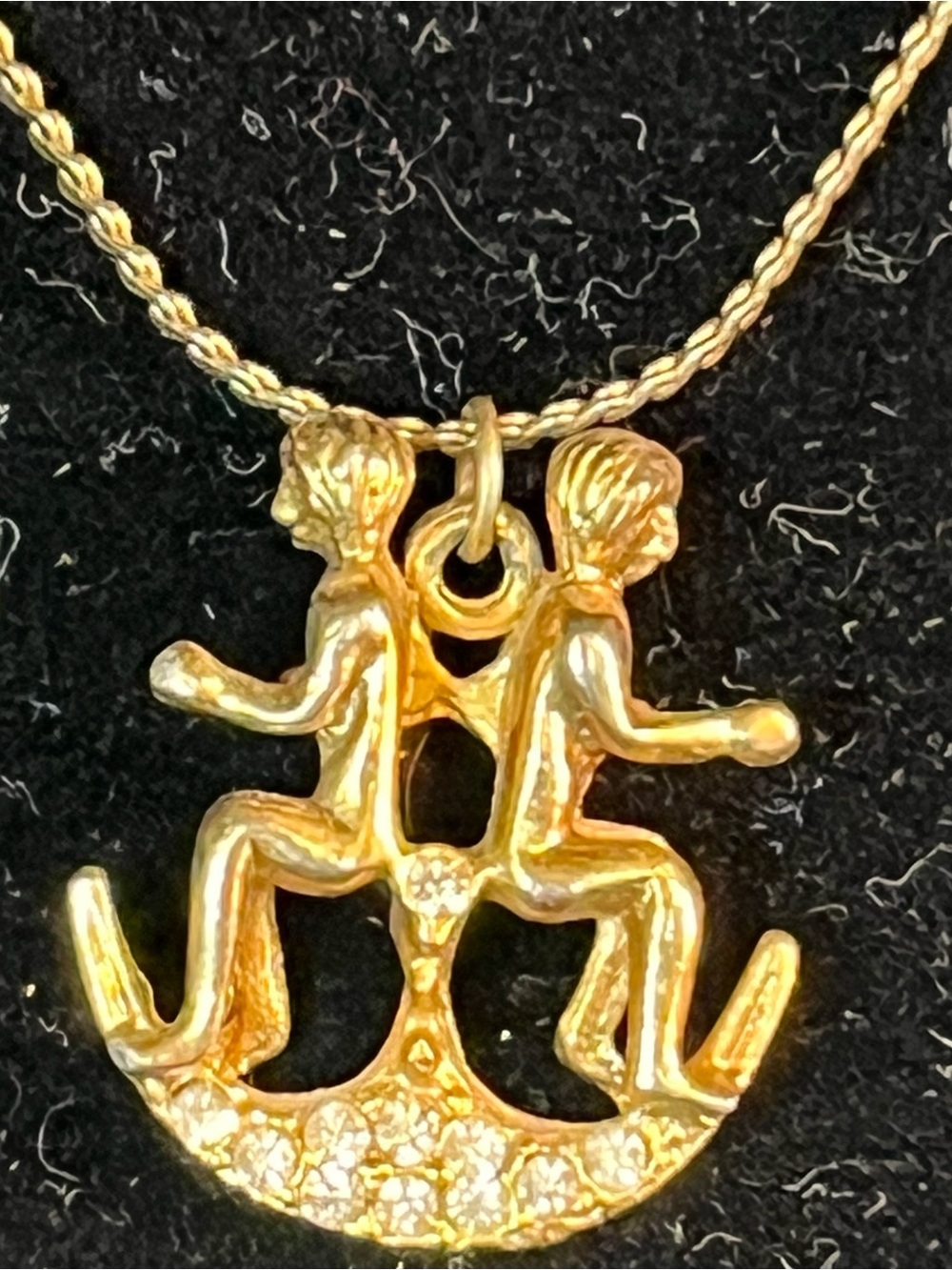 Vintage Gold Tone Gemini Zodiac Twins Pendant Necklace Crescent Rhinestone Accen